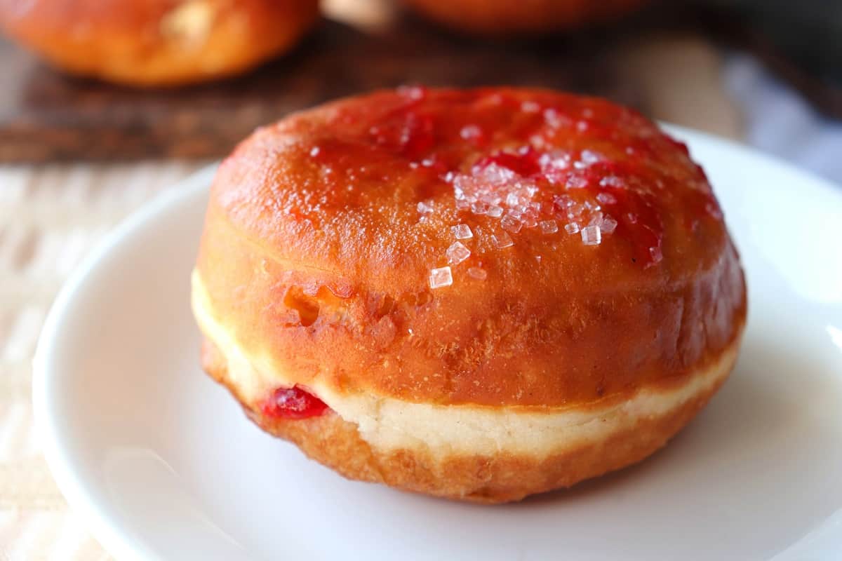 Donuts rellenos de fresas